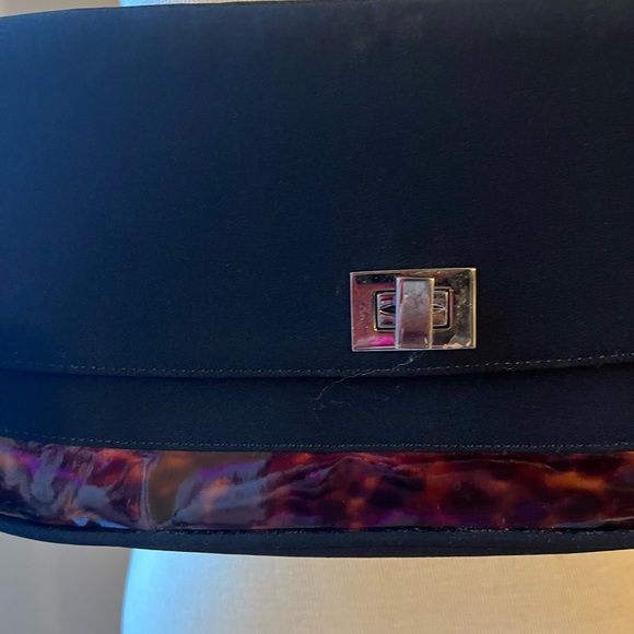 Stuart Weizman Purse - Picture 3 of 5